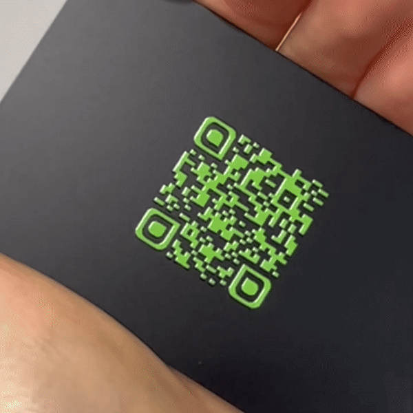 gif de la carte avec QR-code vernis