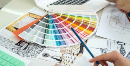 croquis-interieur-maison-mains-designer