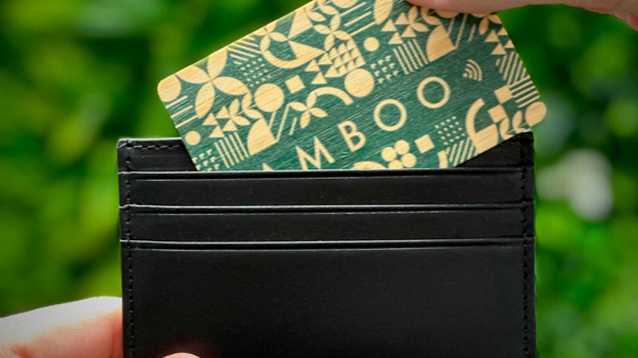 vkard en bamboo dans un portefeuille